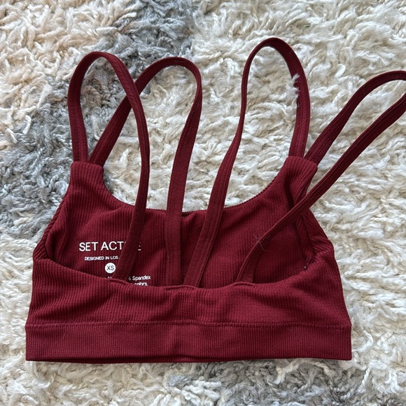 Set Active Maroon Set - Picture 4 of 6